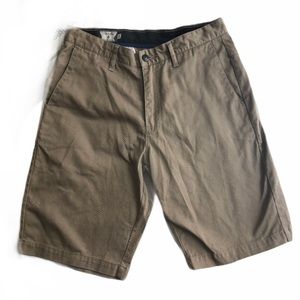 Volcom- khaki shorts